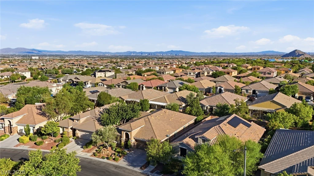 10335 Bays Mountain, Las Vegas, NV 89166