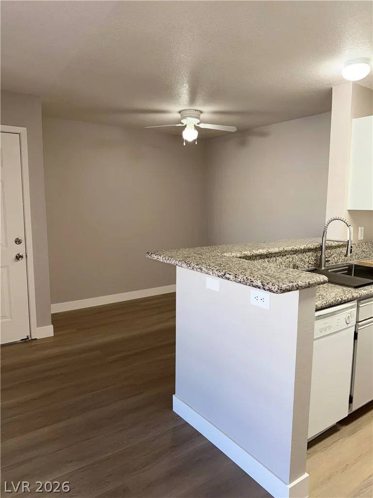 2200 Fort Apache, Las Vegas, NV 89117