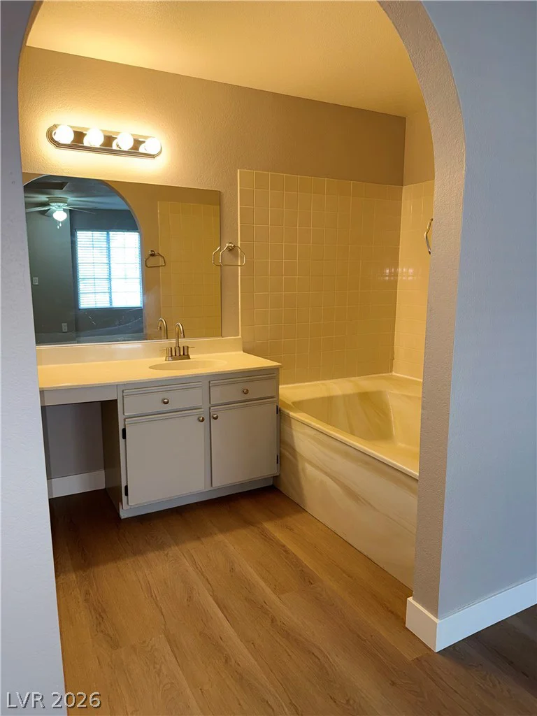 2200 Fort Apache, Las Vegas, NV 89117