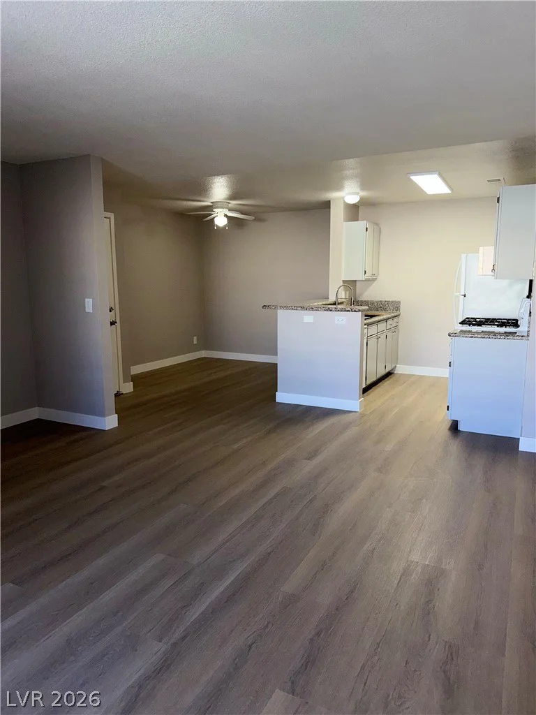 2200 Fort Apache, Las Vegas, NV 89117