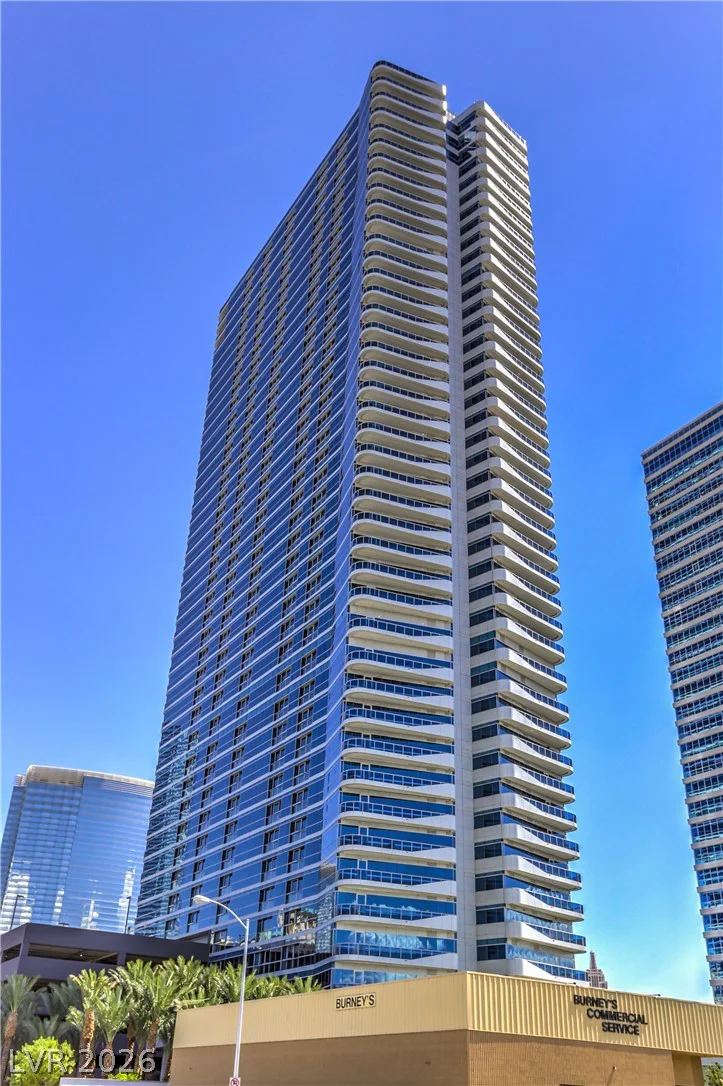 4525 Dean Martin, Las Vegas, NV 89103