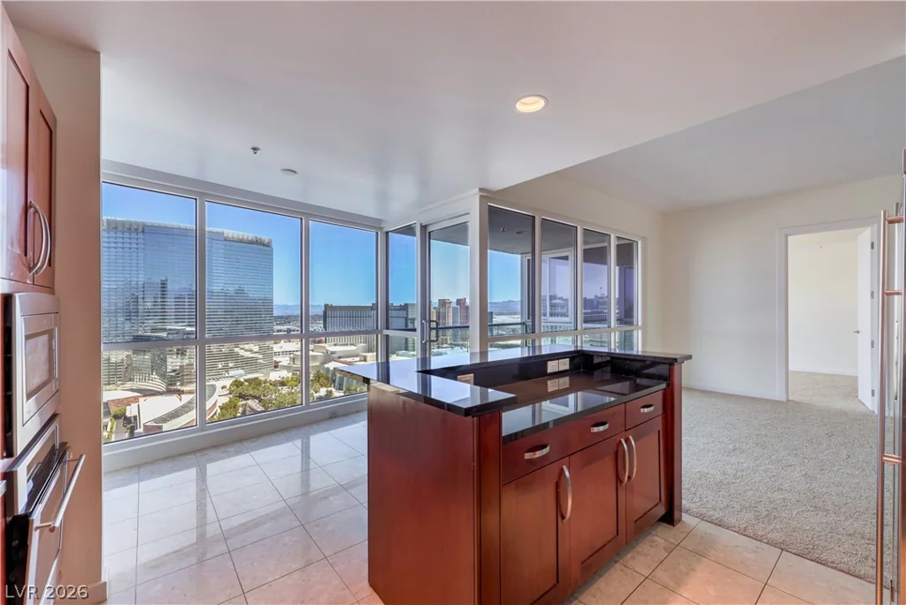 4525 Dean Martin, Las Vegas, NV 89103