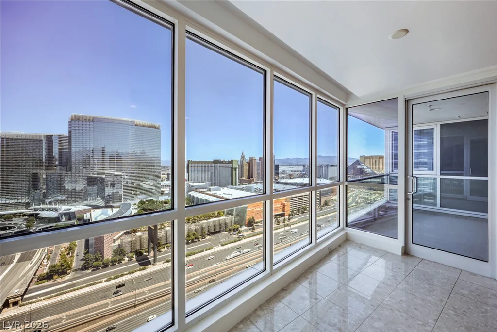 4525 Dean Martin, Las Vegas, NV 89103
