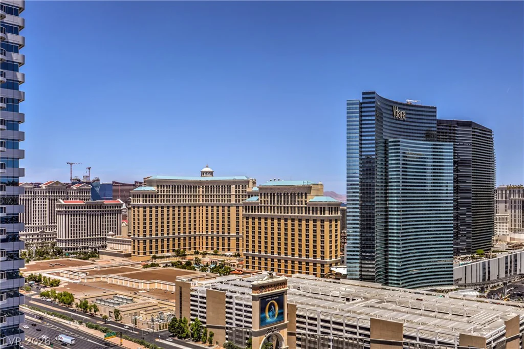 4525 Dean Martin, Las Vegas, NV 89103