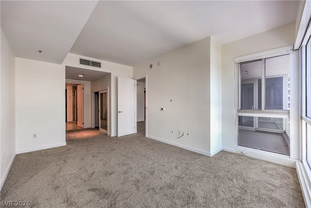 4525 Dean Martin, Las Vegas, NV 89103