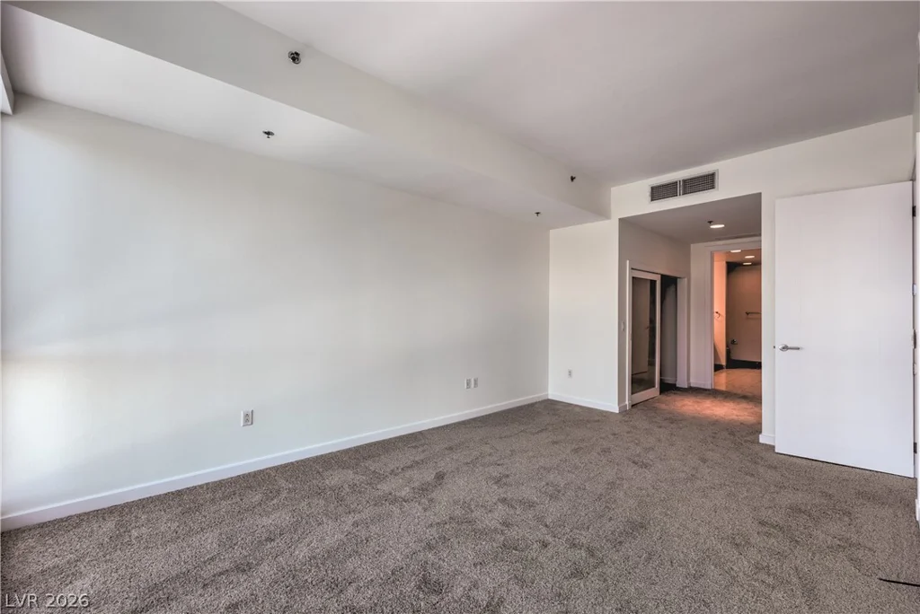 4525 Dean Martin, Las Vegas, NV 89103