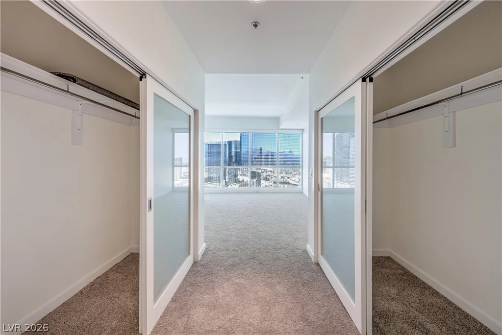 4525 Dean Martin, Las Vegas, NV 89103