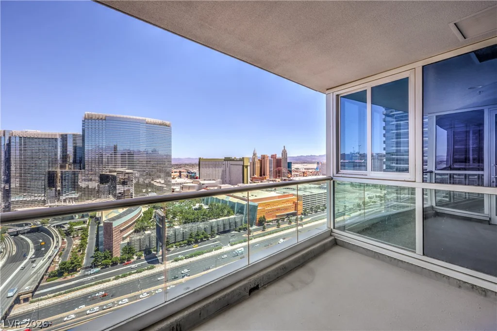 4525 Dean Martin, Las Vegas, NV 89103