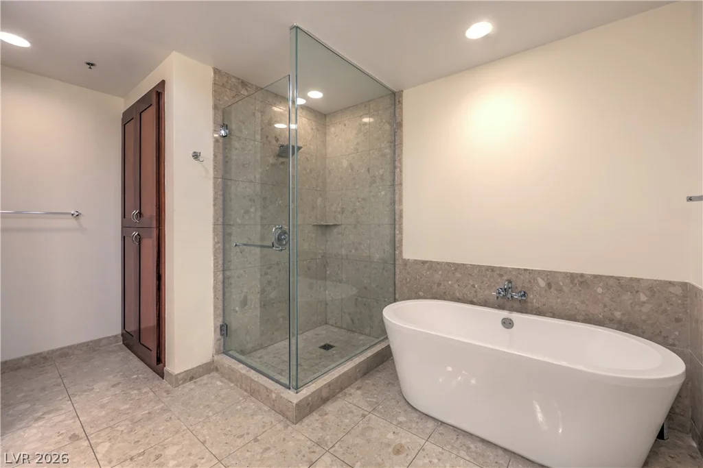 4525 Dean Martin, Las Vegas, NV 89103