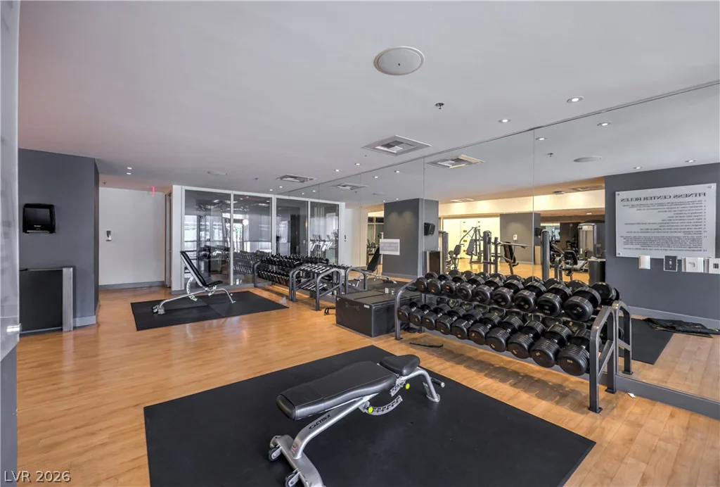 4525 Dean Martin, Las Vegas, NV 89103