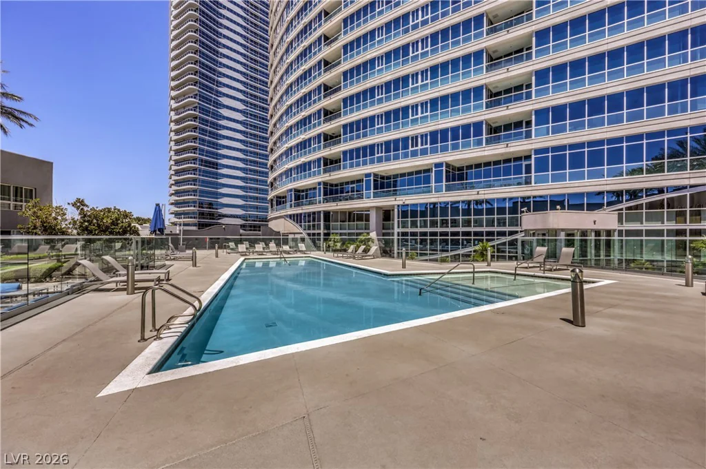 4525 Dean Martin, Las Vegas, NV 89103