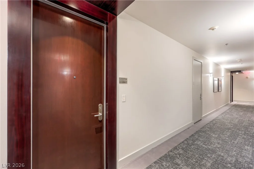 4525 Dean Martin, Las Vegas, NV 89103
