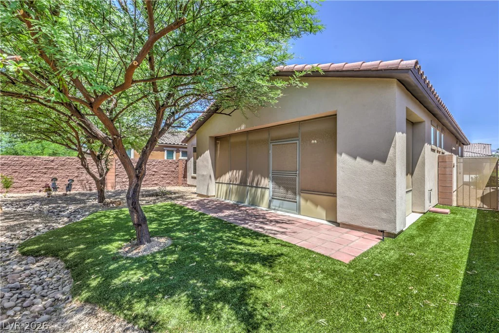3633 Greenbriar Bluff, North Las Vegas, NV 89081