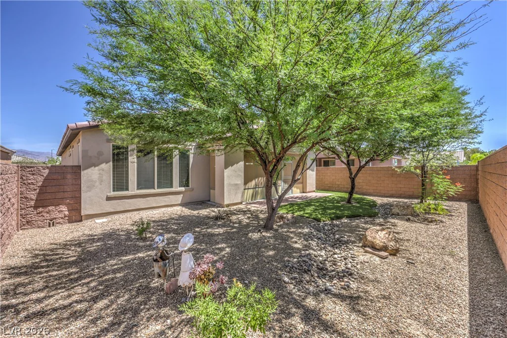 3633 Greenbriar Bluff, North Las Vegas, NV 89081