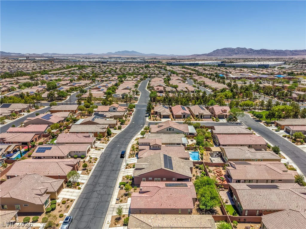 3633 Greenbriar Bluff, North Las Vegas, NV 89081