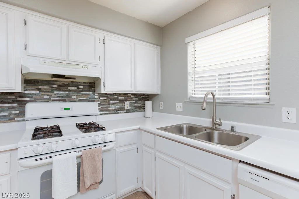 8009 Draco, Las Vegas, NV 89128