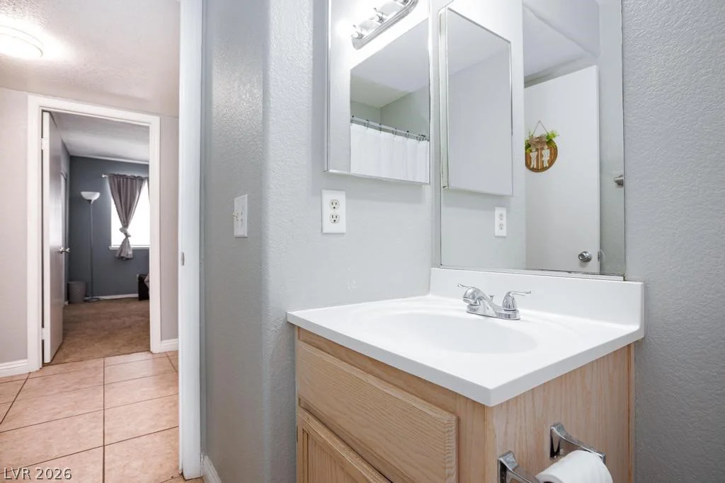 8009 Draco, Las Vegas, NV 89128