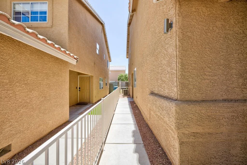 8009 Draco, Las Vegas, NV 89128