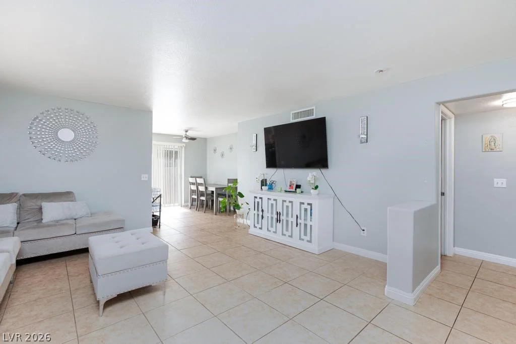8009 Draco, Las Vegas, NV 89128