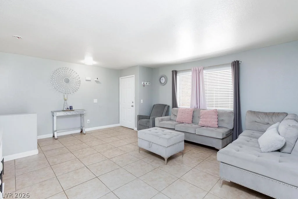 8009 Draco, Las Vegas, NV 89128