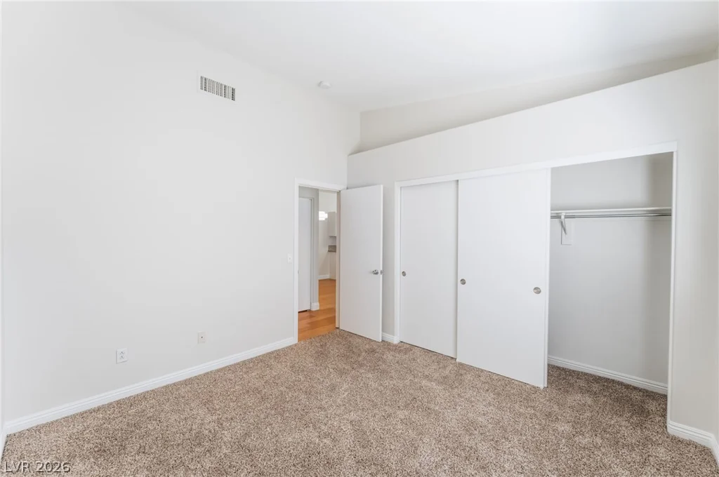 2052 Gravel Hill, Las Vegas, NV 89117