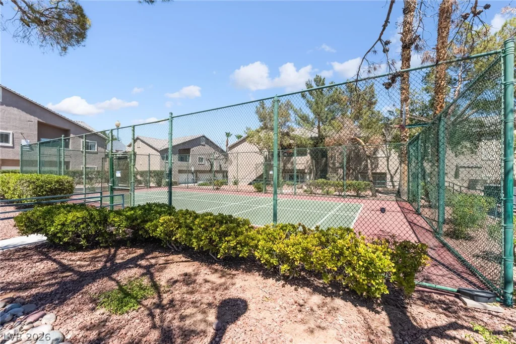2052 Gravel Hill, Las Vegas, NV 89117