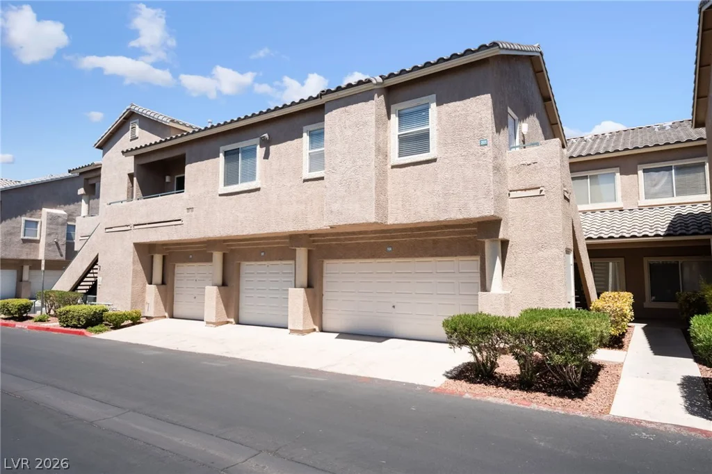 2052 Gravel Hill, Las Vegas, NV 89117