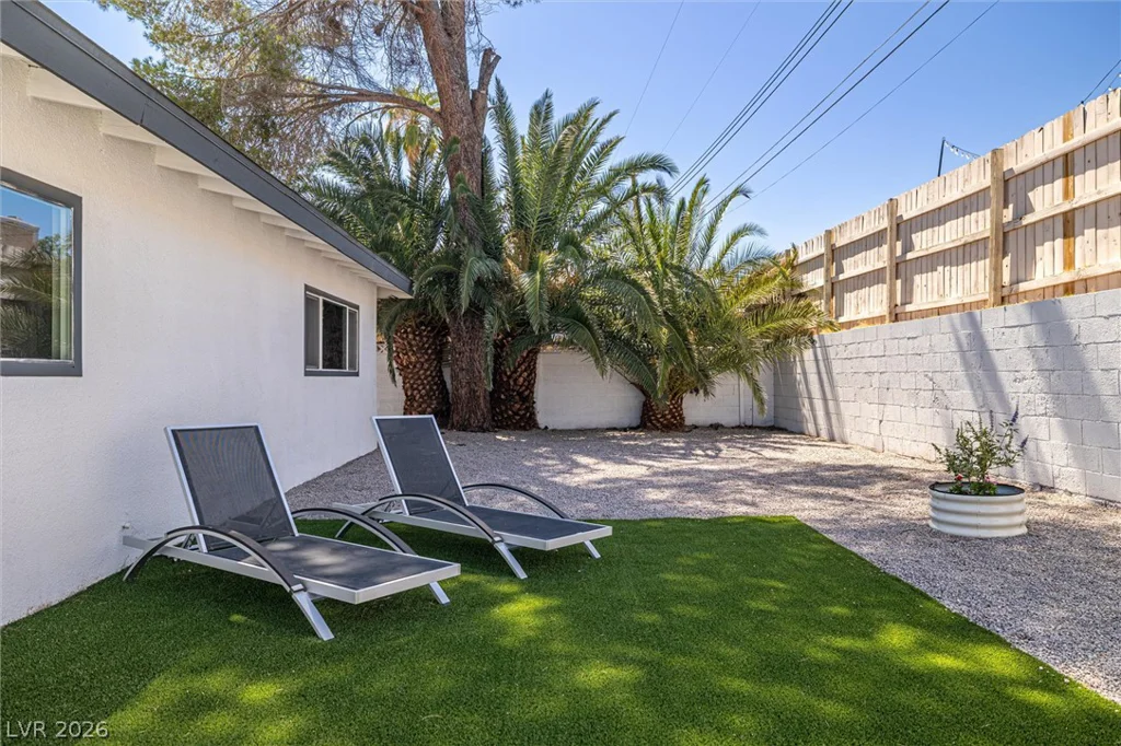 1662 Sombrero, Las Vegas, NV 89169