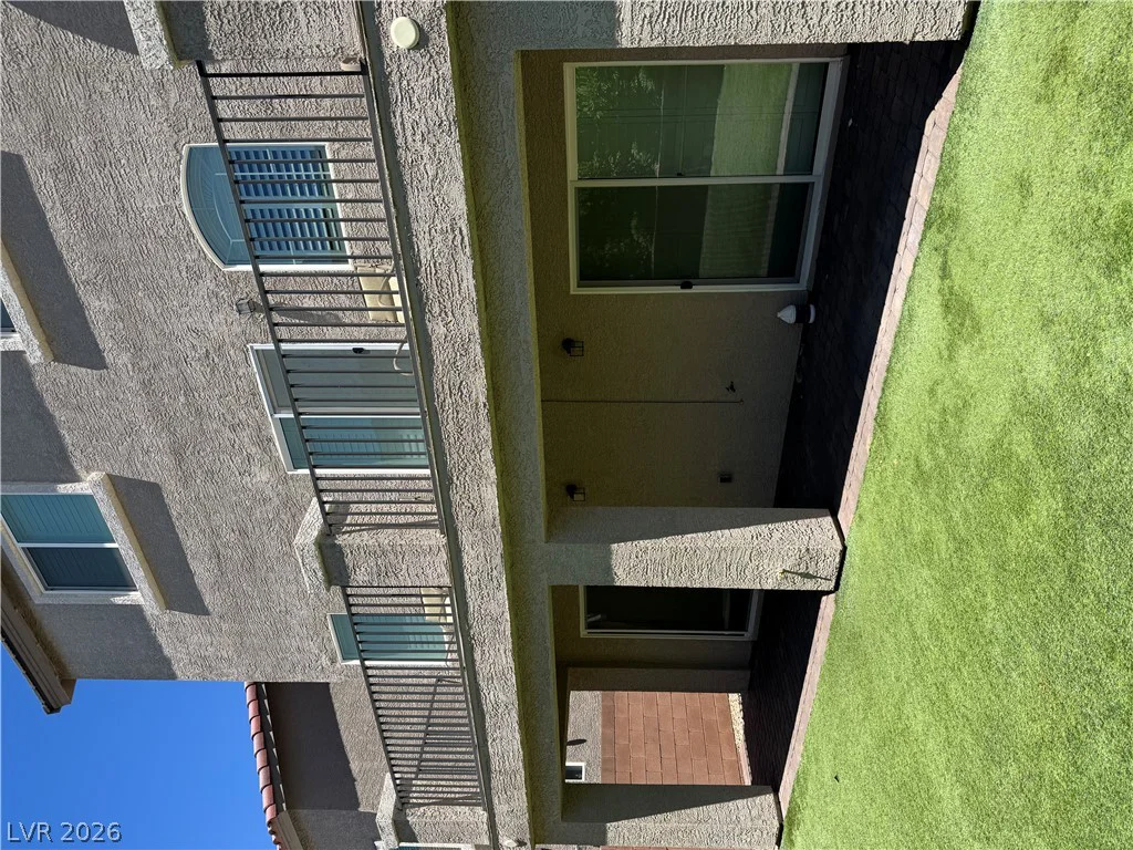 5961 Aurora Gold, Las Vegas, NV 89141