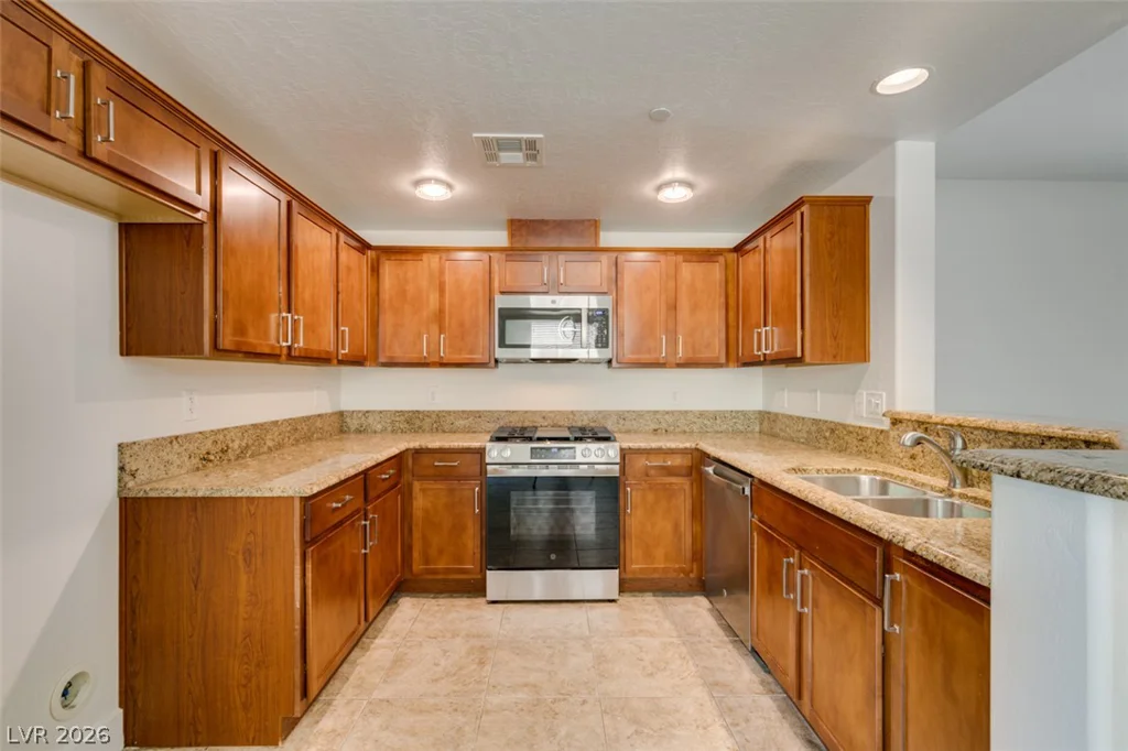 6868 Sky Pointe, Las Vegas, NV 89131