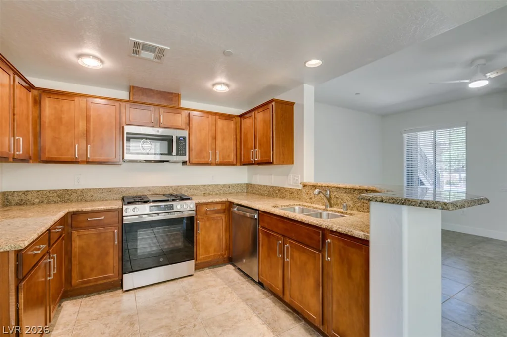 6868 Sky Pointe, Las Vegas, NV 89131