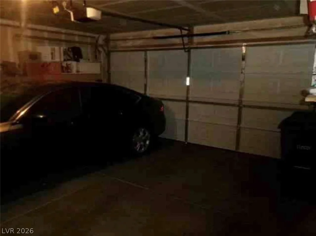 8141 Gilmore, Las Vegas, NV 89129
