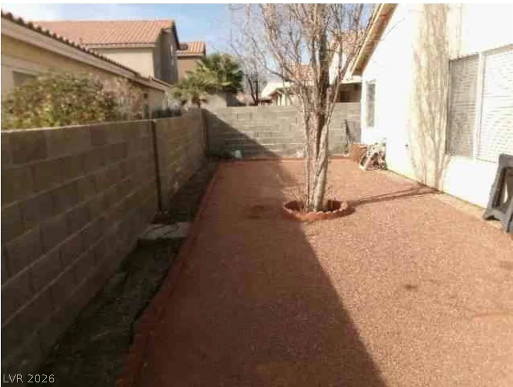 8141 Gilmore, Las Vegas, NV 89129