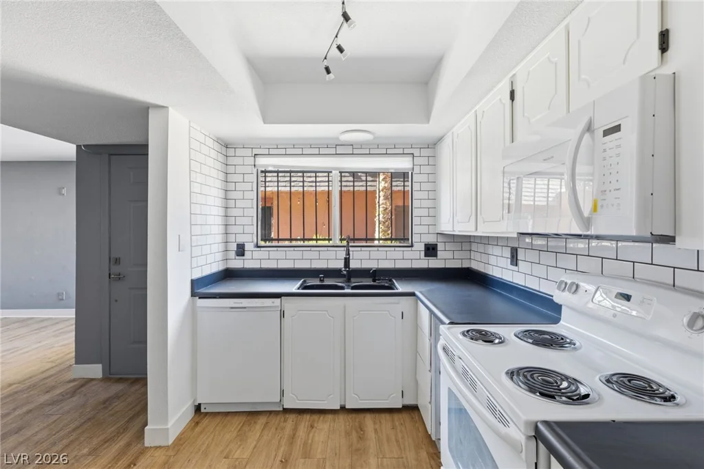 4622 Grand, Las Vegas, NV 89169