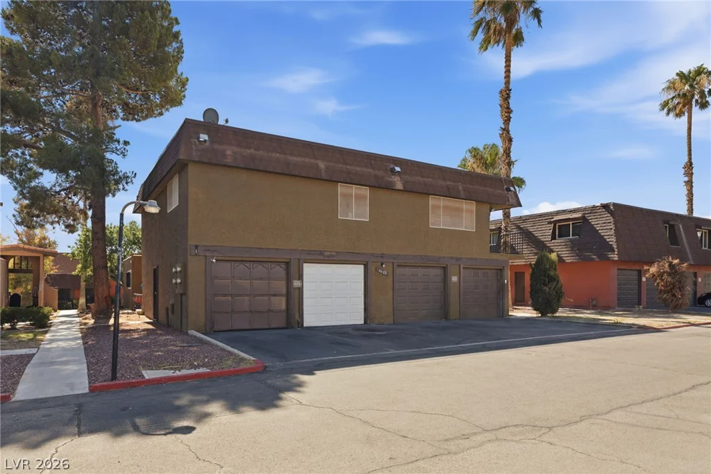 4622 Grand, Las Vegas, NV 89169