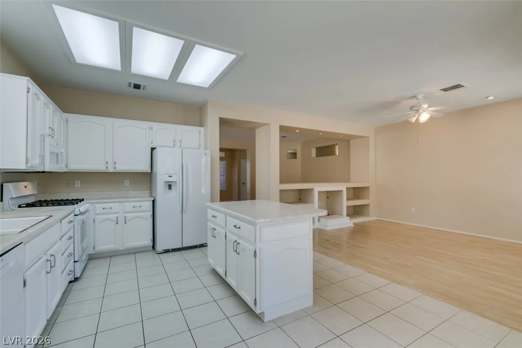 431 VINEWOOD, Henderson, NV 89012