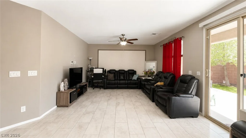 7455 Rainford, Las Vegas, NV 89148