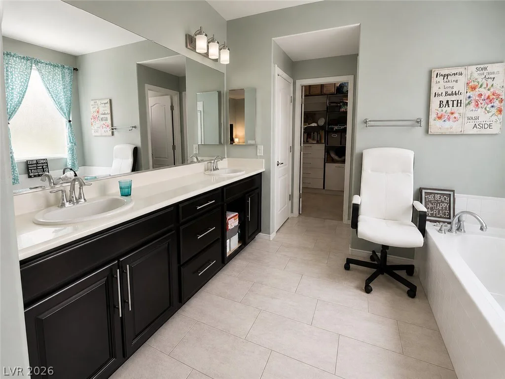7455 Rainford, Las Vegas, NV 89148