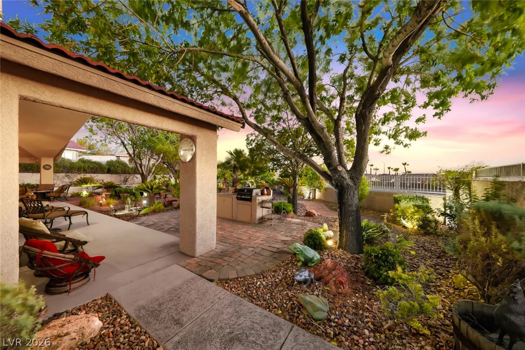 1138 Broken Hills, Henderson, NV 89011