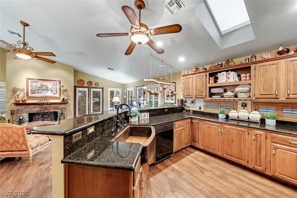 1138 Broken Hills, Henderson, NV 89011