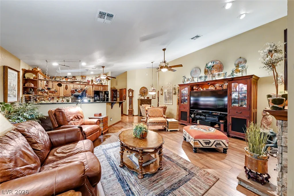 1138 Broken Hills, Henderson, NV 89011