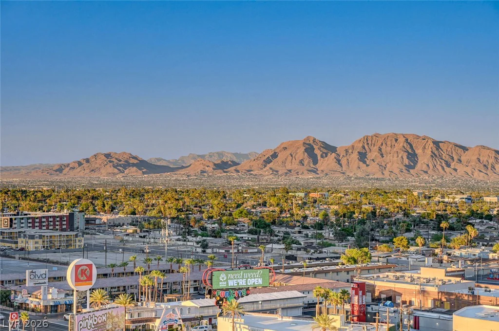 200 Sahara, Las Vegas, NV 89102