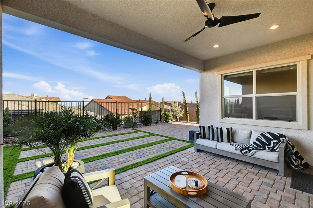 266 Malpaso, Las Vegas, NV 89138