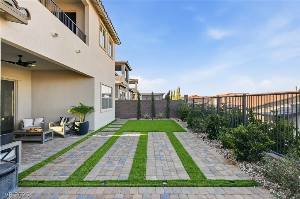 266 Malpaso, Las Vegas, NV 89138