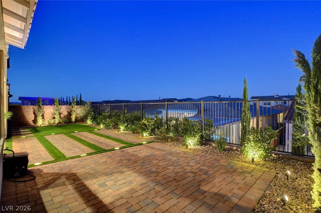 266 Malpaso, Las Vegas, NV 89138