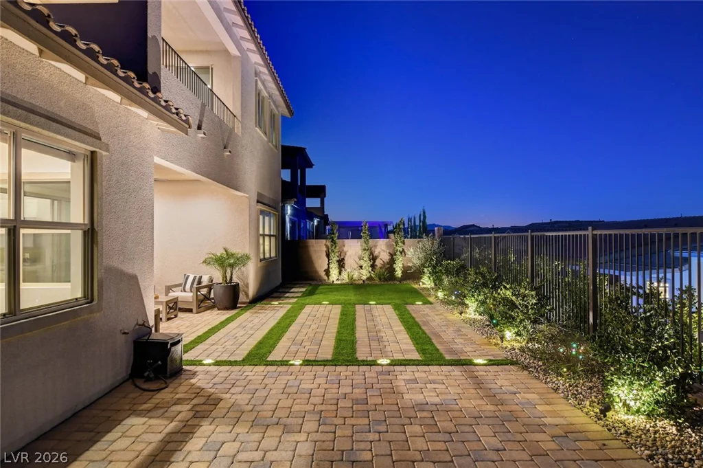 266 Malpaso, Las Vegas, NV 89138