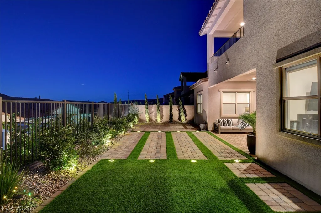 266 Malpaso, Las Vegas, NV 89138