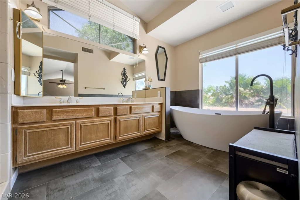 6413 Vicuna, Las Vegas, NV 89146