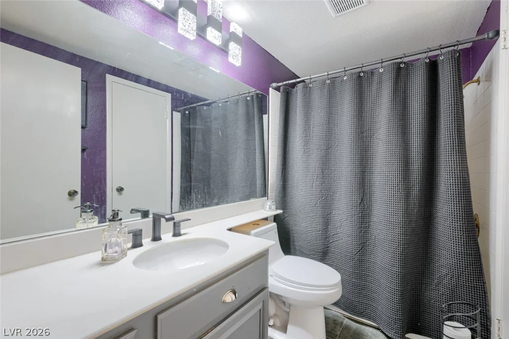 6413 Vicuna, Las Vegas, NV 89146