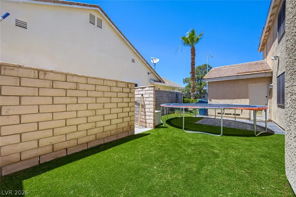 6413 Vicuna, Las Vegas, NV 89146